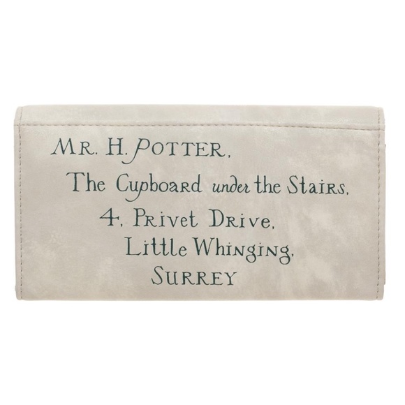 Harry Potter Letter to Hogwarts Snap Wallet - Wizarding World Gifts - Picture 2 of 7